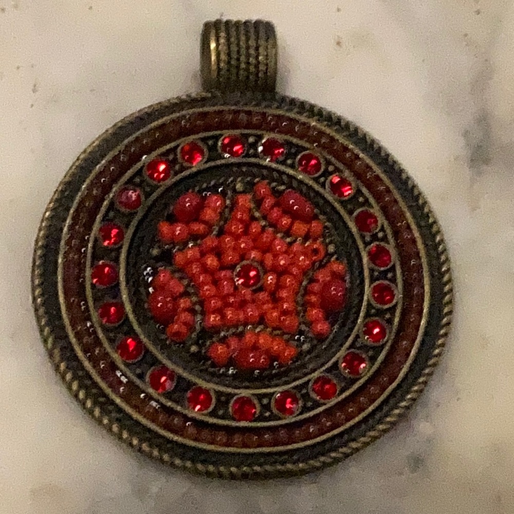 EUC Red Rhinestone & Bronze Beaded Necklace Pendant Size 2.5 inches